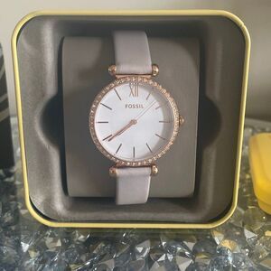 New The desert dweller purple lilac Fossil women’s genuine leather wristwatch